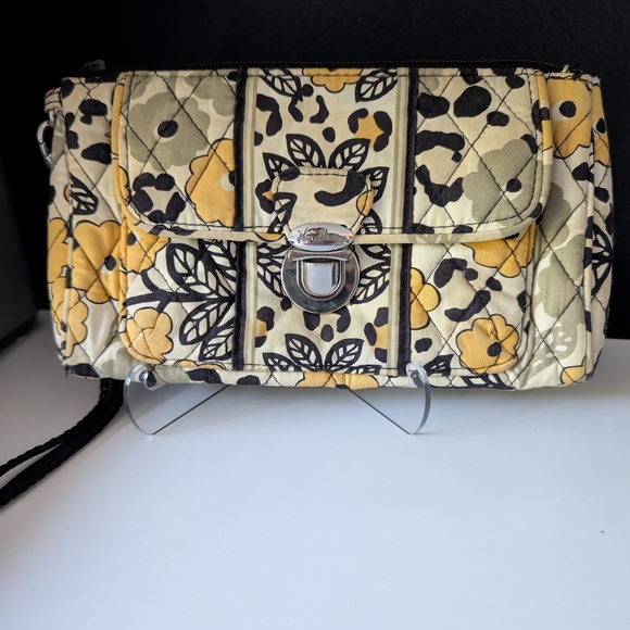 Vera Bradley Yellow and Black Floral Quilted Bag Set - Picture 3 of 11